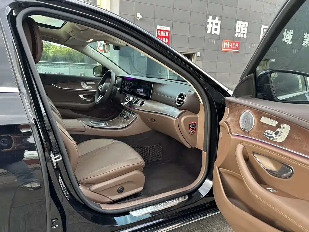 Mercedes-Benz E-Class — миниатюра 39