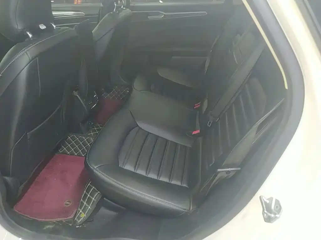 Ford Mondeo — миниатюра 17