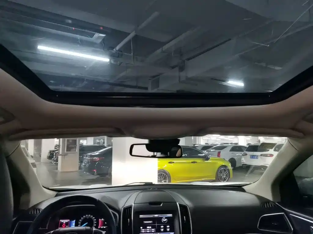 Ford Edge — миниатюра 18