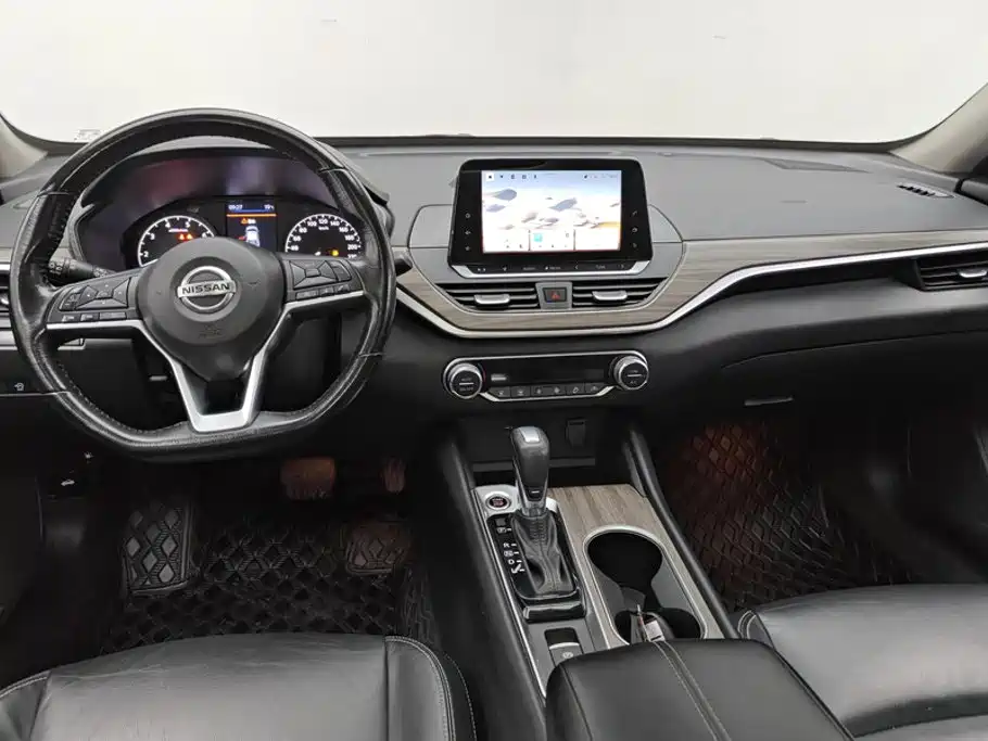 Nissan Teana — миниатюра 12