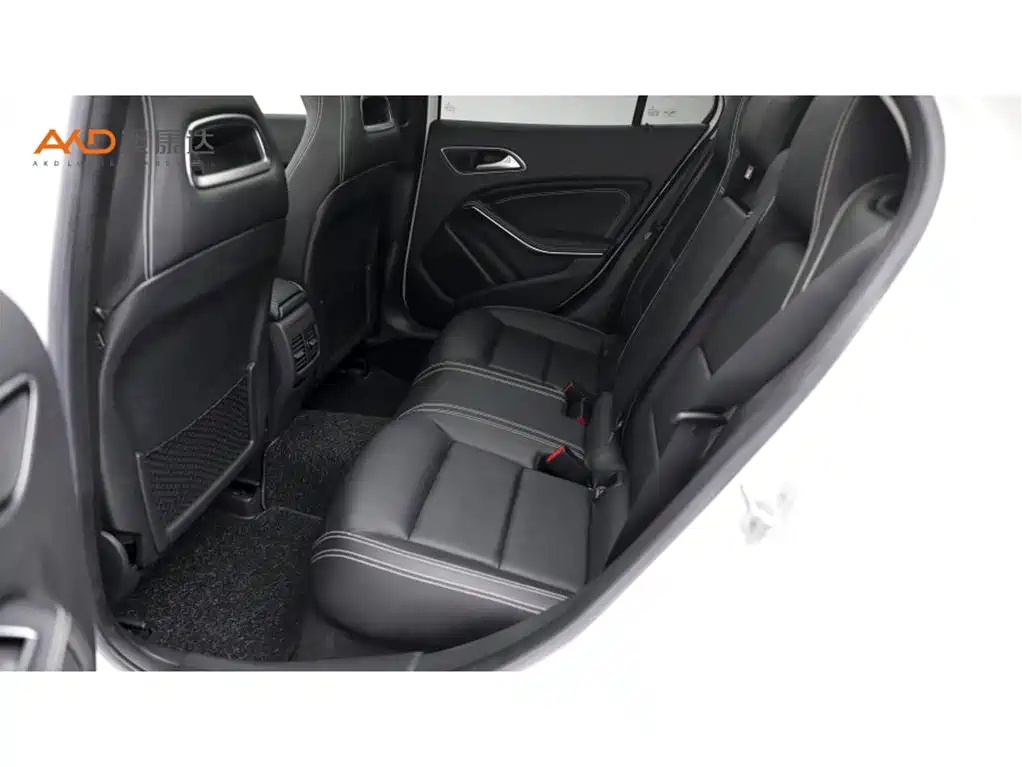 Mercedes-Benz GLA — миниатюра 7