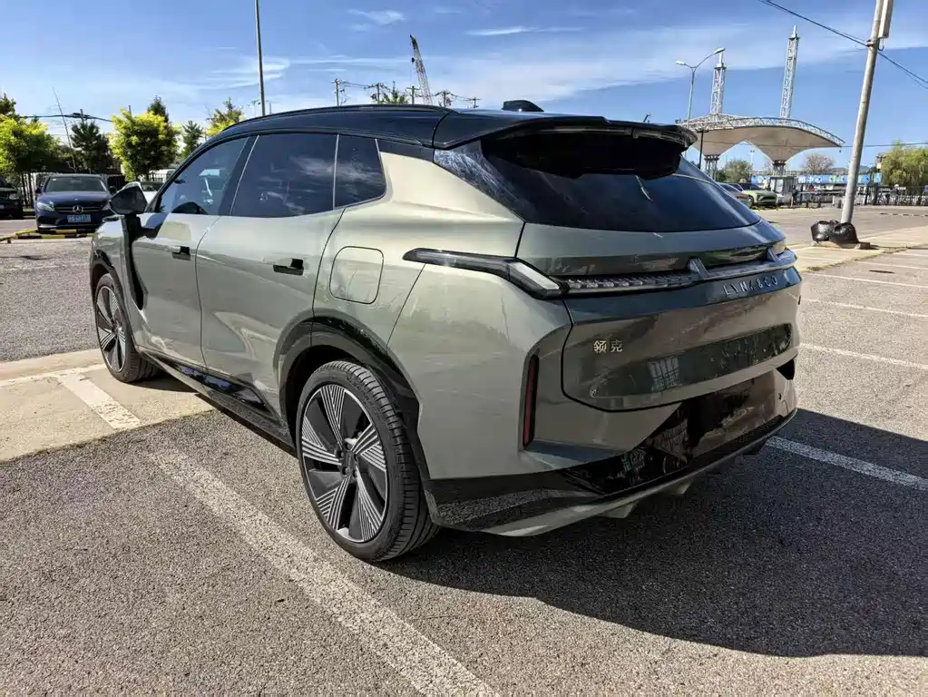 Lynk & Co 08 EM-P — миниатюра 6