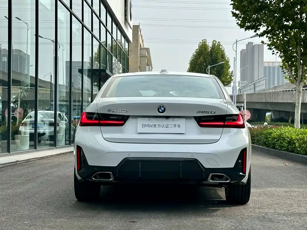 BMW 3 Series — миниатюра 5