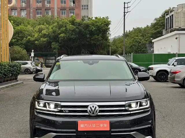 VOLKSWAGEN TOURANG 2020