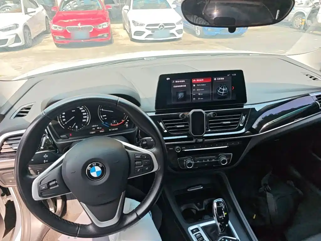 BMW 1 Series — миниатюра 10