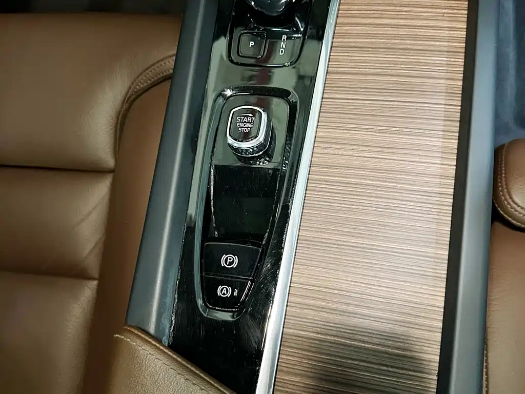 Volvo XC60 — миниатюра 10