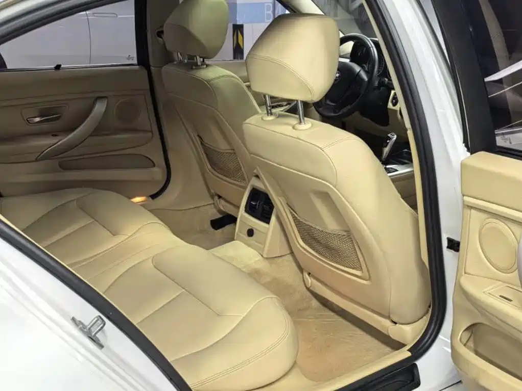 BMW 3 Series — миниатюра 14