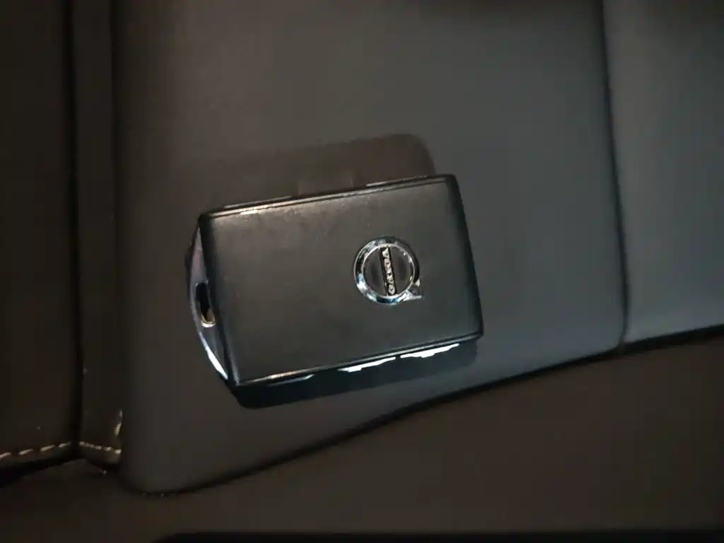 Volvo XC40 — миниатюра 9