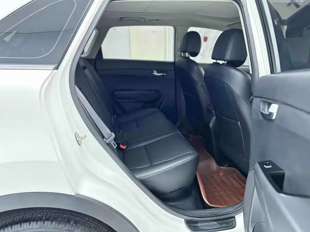 Kia KX3 — миниатюра 5