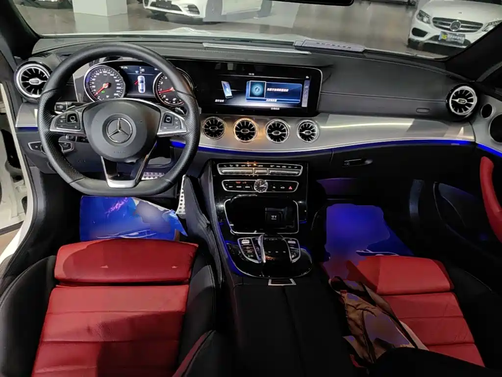 Mercedes-Benz E-Class (Import) — миниатюра 10