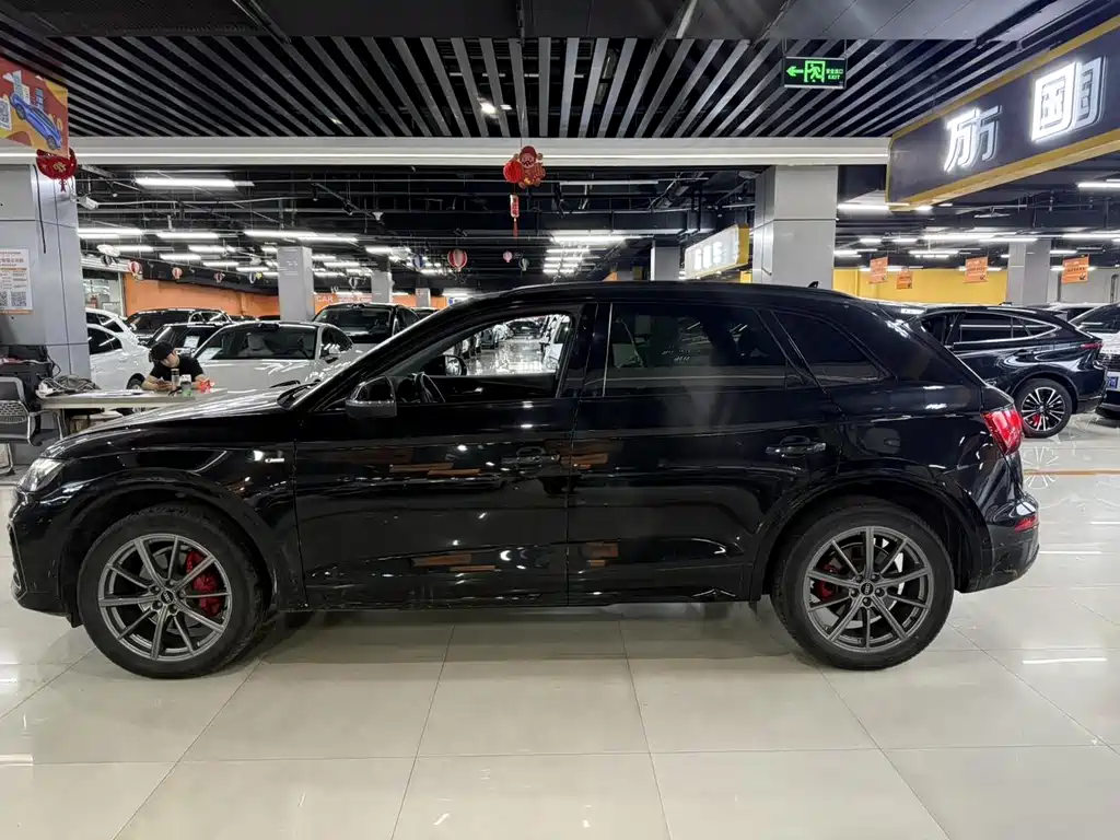 Audi Q5L 2022 40T RS