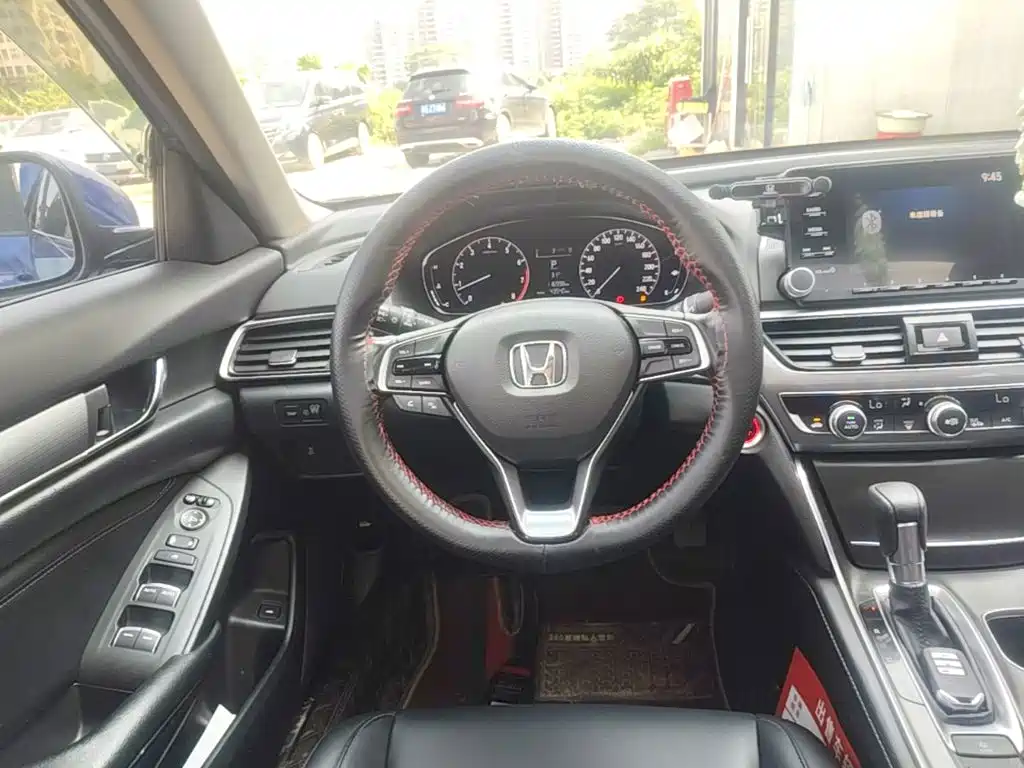Honda Accord — миниатюра 11