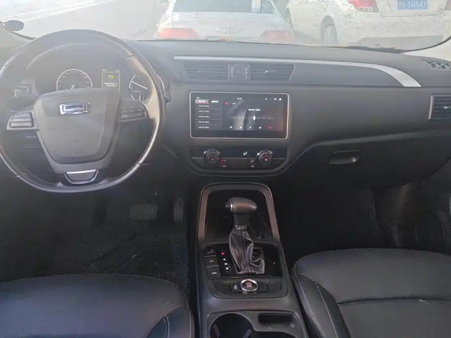 Qoros Qoros 5 — миниатюра 12