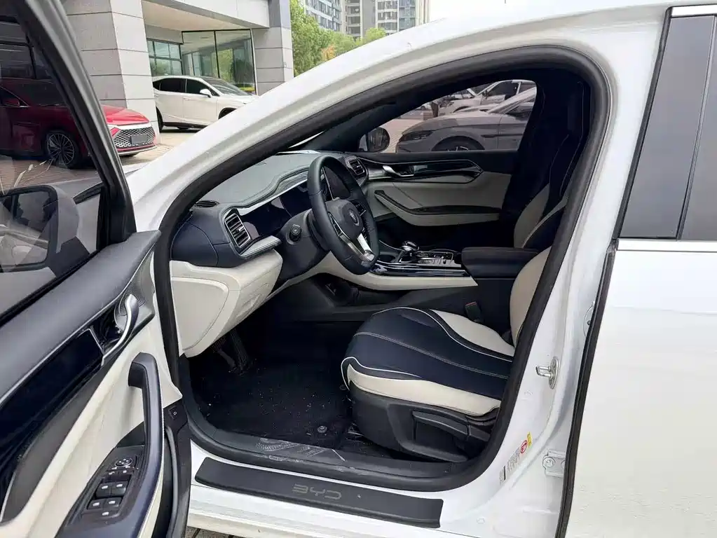 BYD Qin PLUS — миниатюра 10