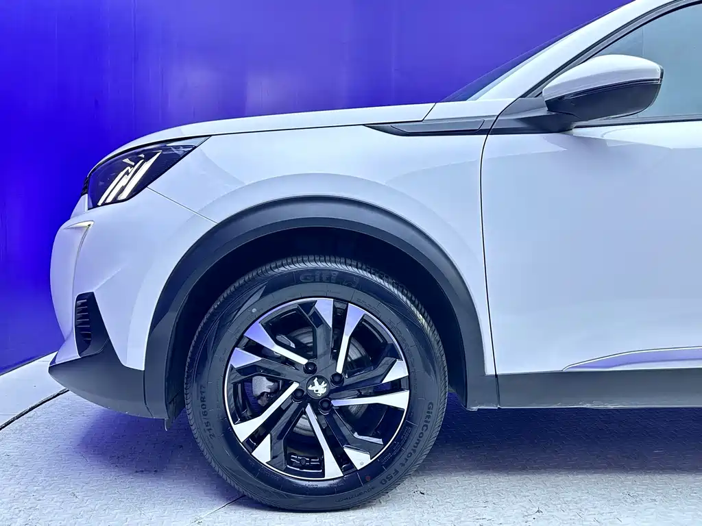 Peugeot 2008 — миниатюра 16