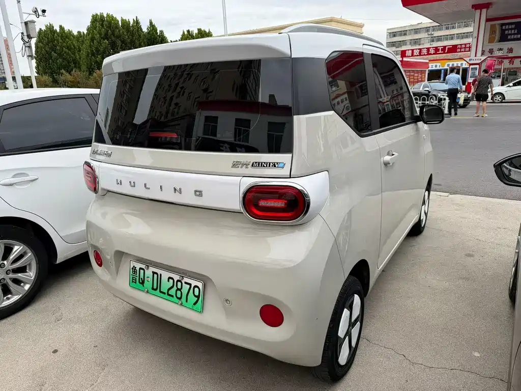 Wuling MINIEV — миниатюра 3