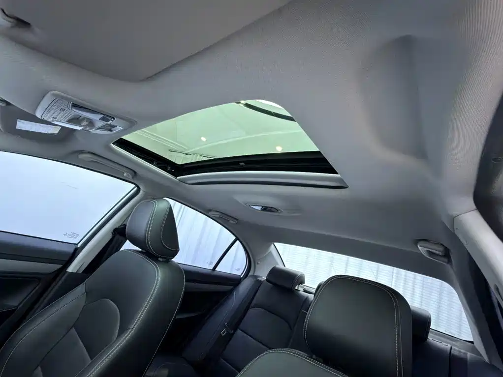 Geely Emgrand — миниатюра 13