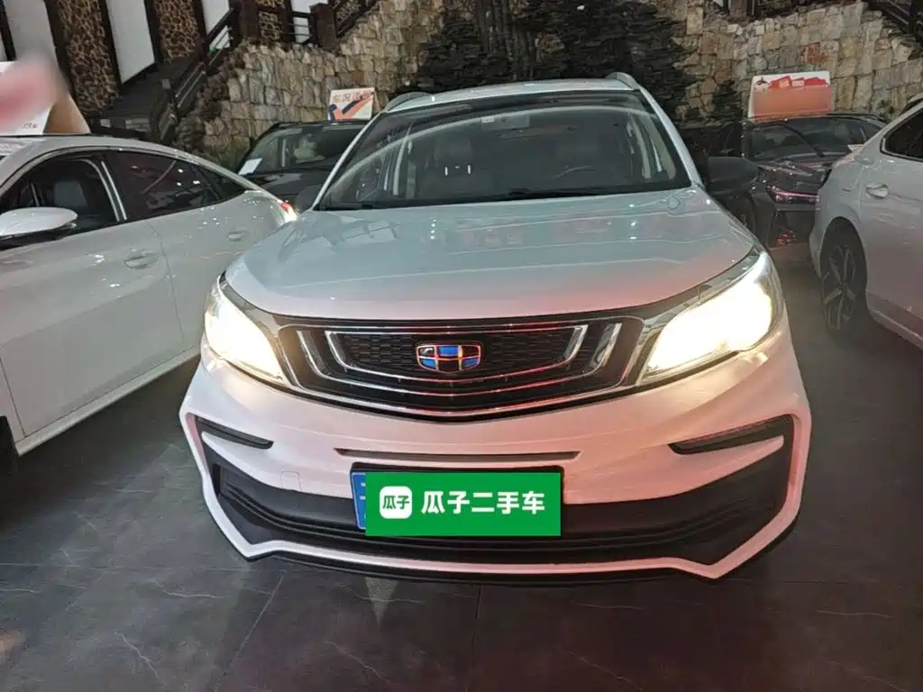 Geely Vision X3 — миниатюра 3