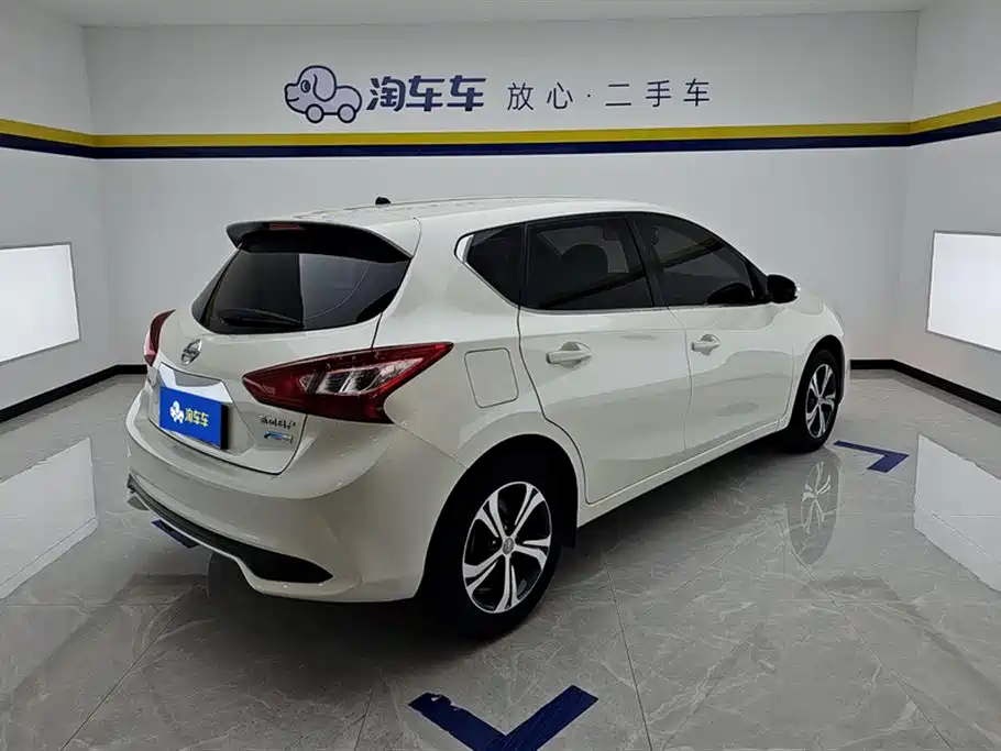 Nissan Tiida 2019 1.6L CVT VI