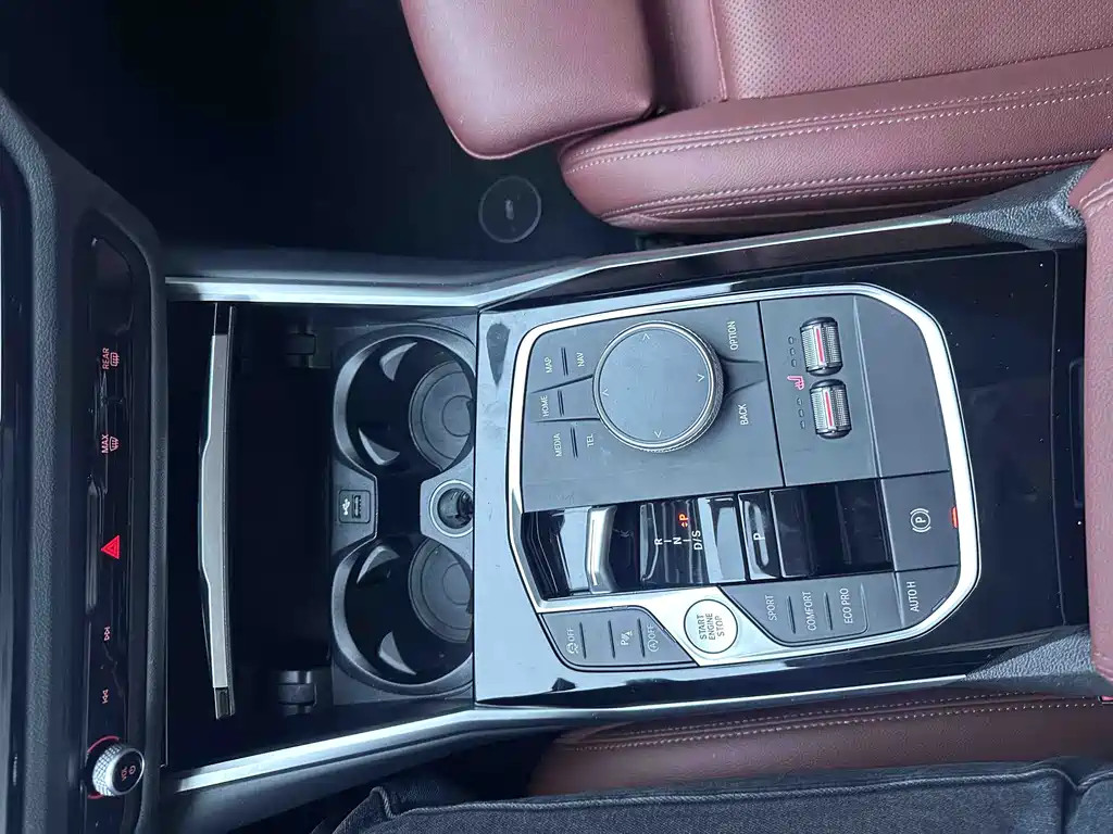 BMW 3 Series — миниатюра 14