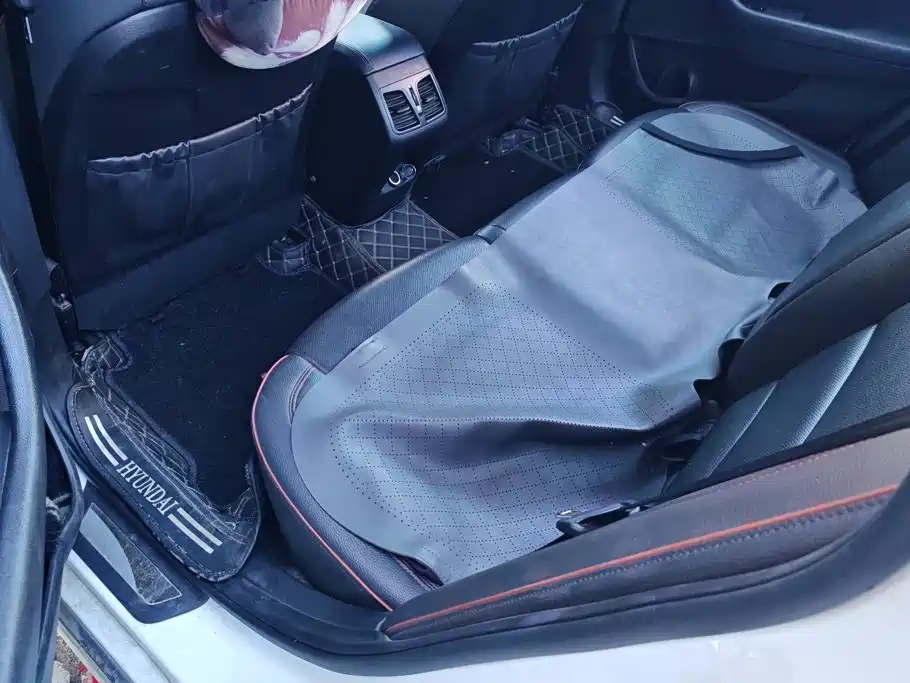 Hyundai Sonata — миниатюра 11