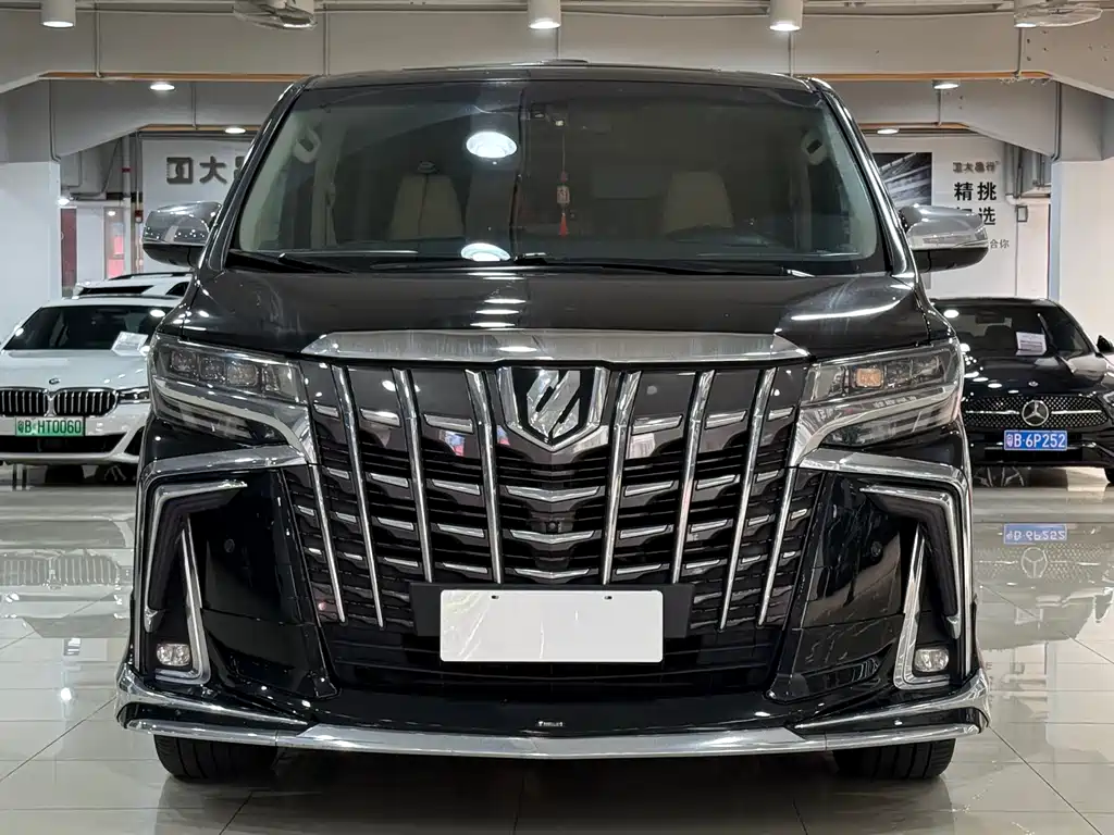 Toyota Alphard 2018 3.5L Luxury