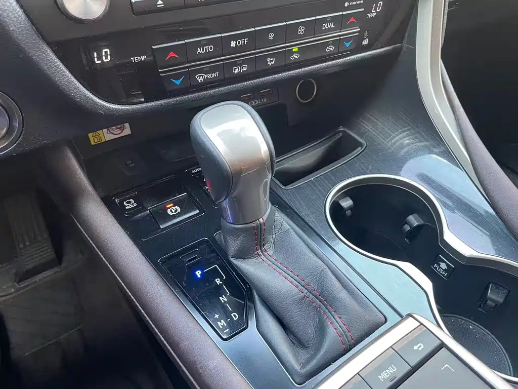 Lexus RX — миниатюра 4