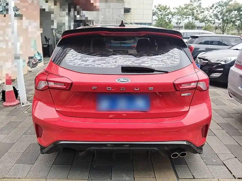 Ford Focus — миниатюра 6