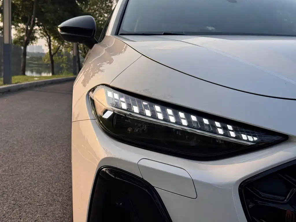 Audi A5L — миниатюра 15