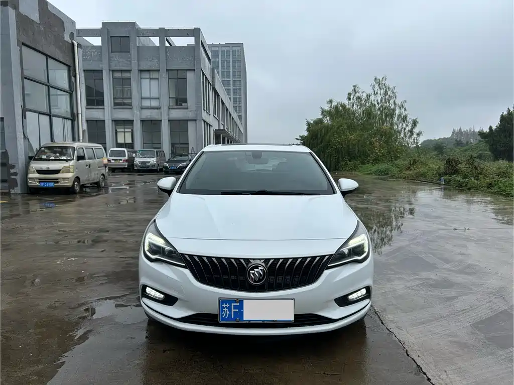 Buick Verano — миниатюра 2
