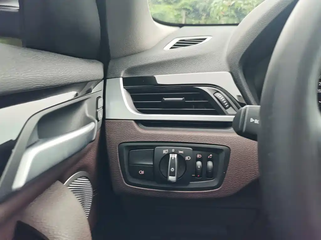 BMW X1 — миниатюра 20