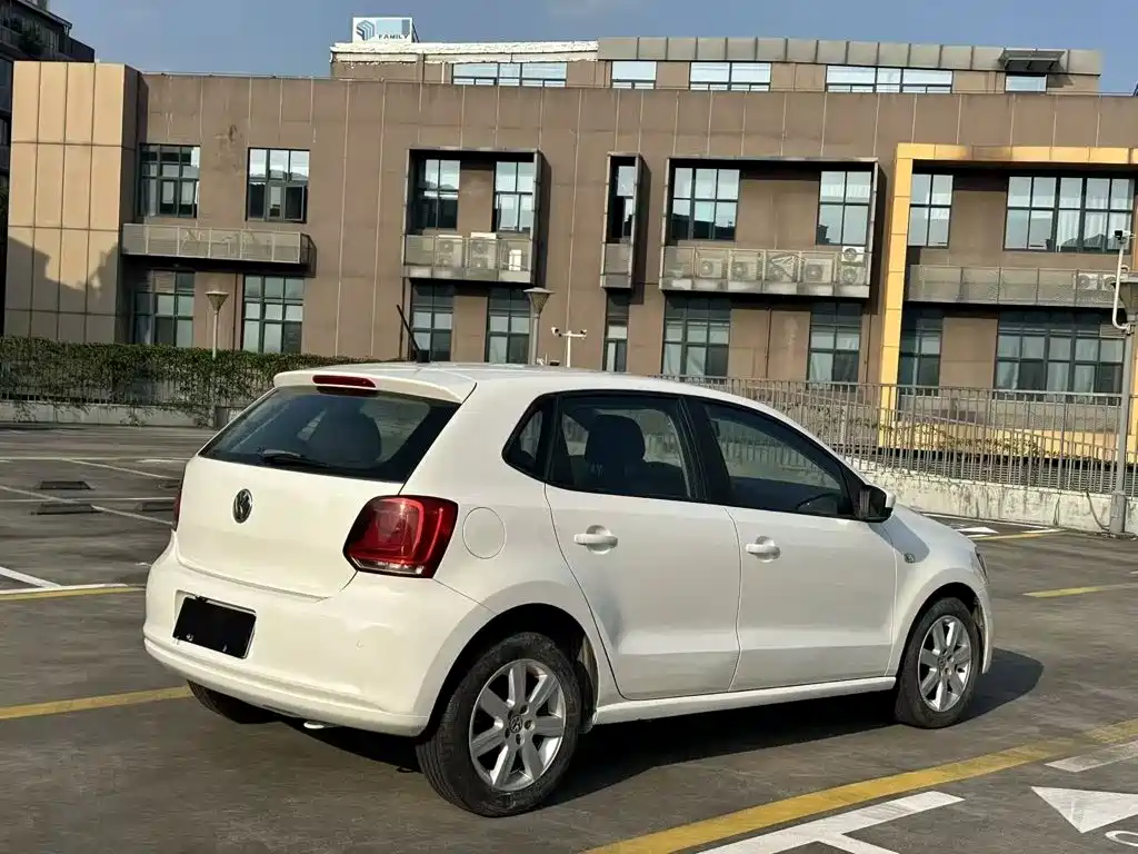 Volkswagen Polo — миниатюра 4