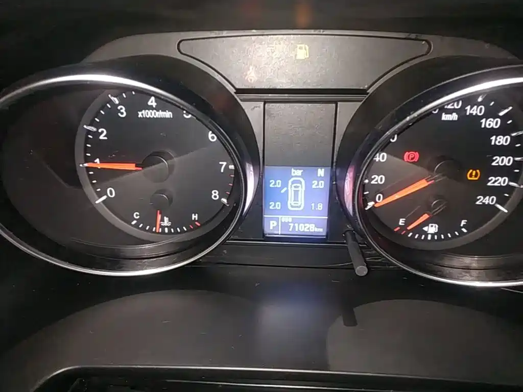 Haval M6 — миниатюра 12