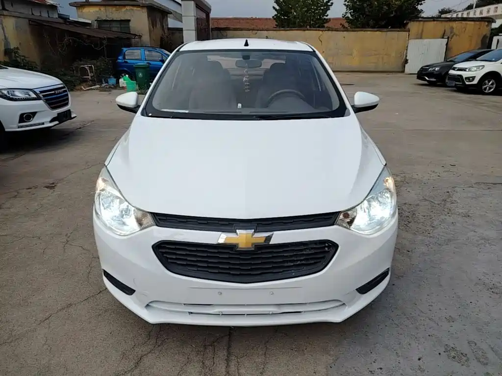 Chevrolet Sail — миниатюра 3