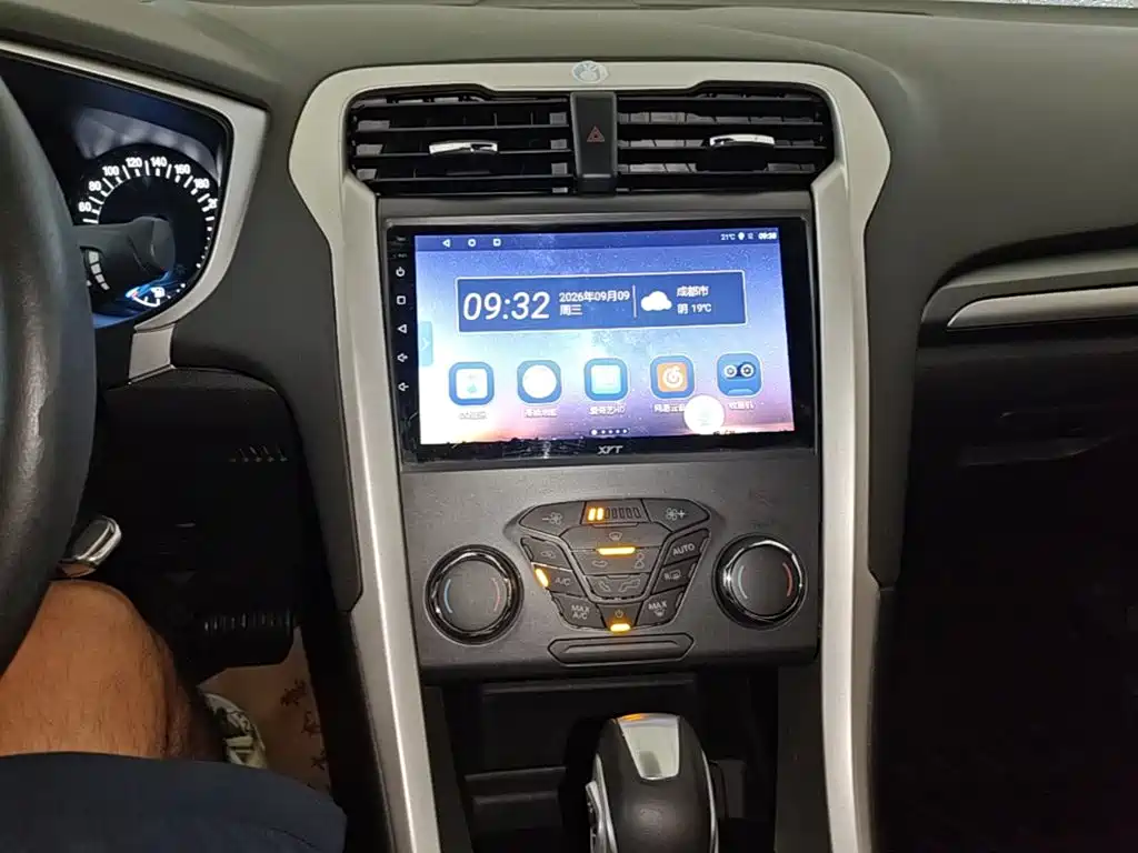 Ford Mondeo — миниатюра 13