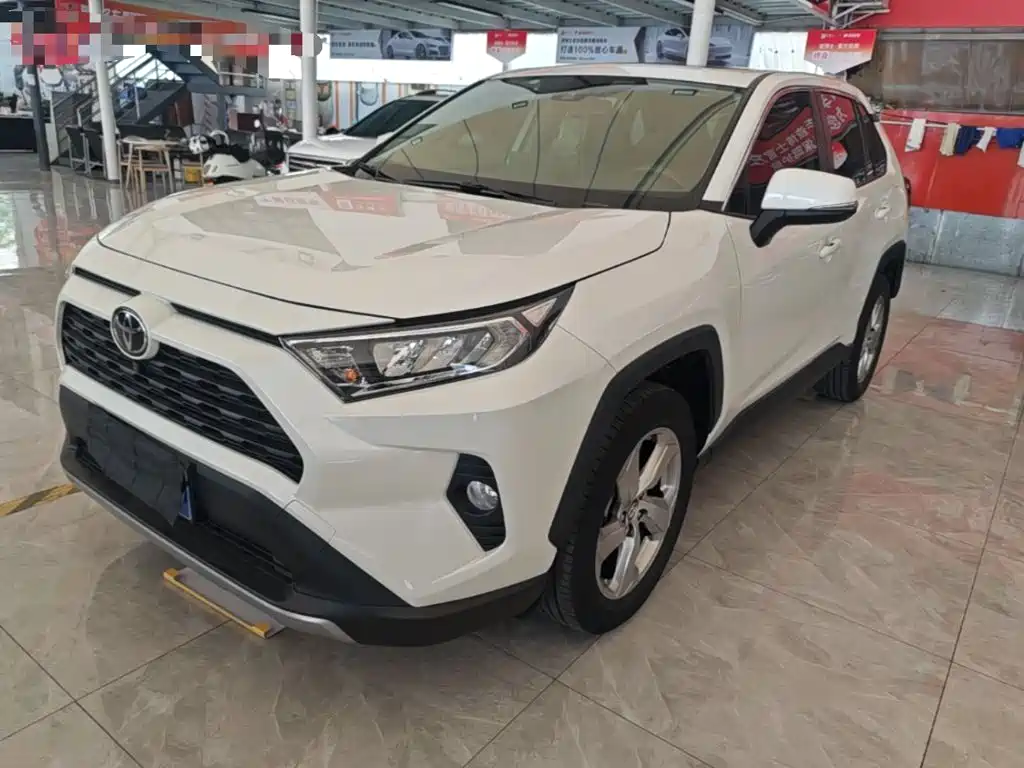 Toyota RAV4 — миниатюра 2
