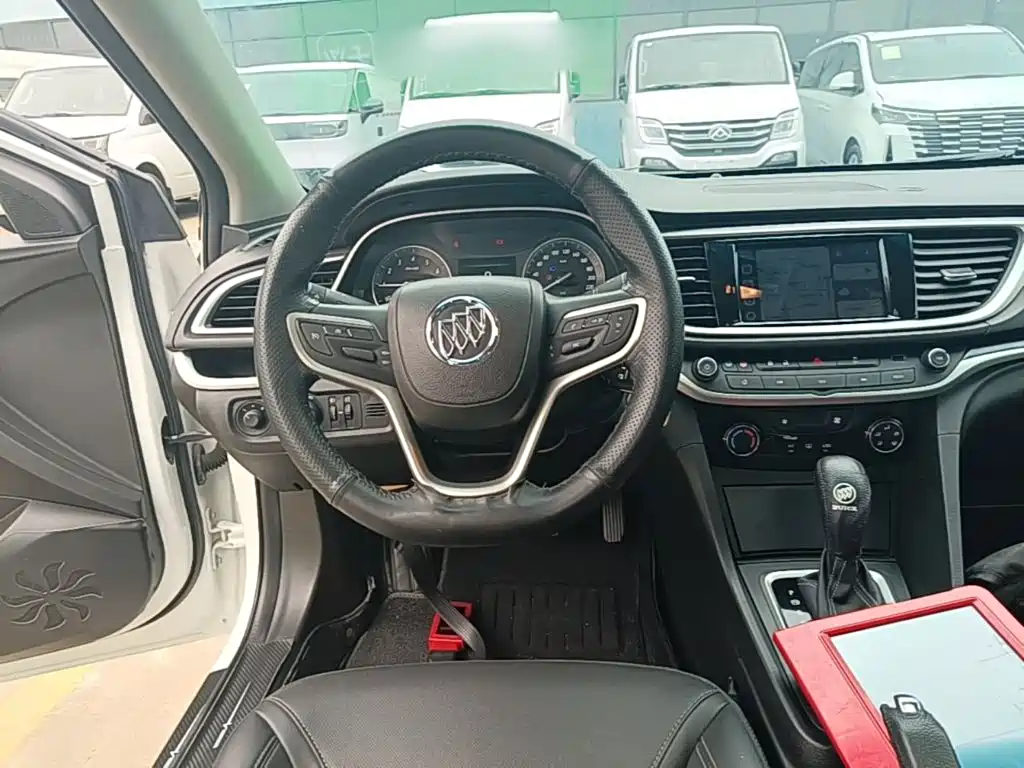 Buick Excelle — миниатюра 11