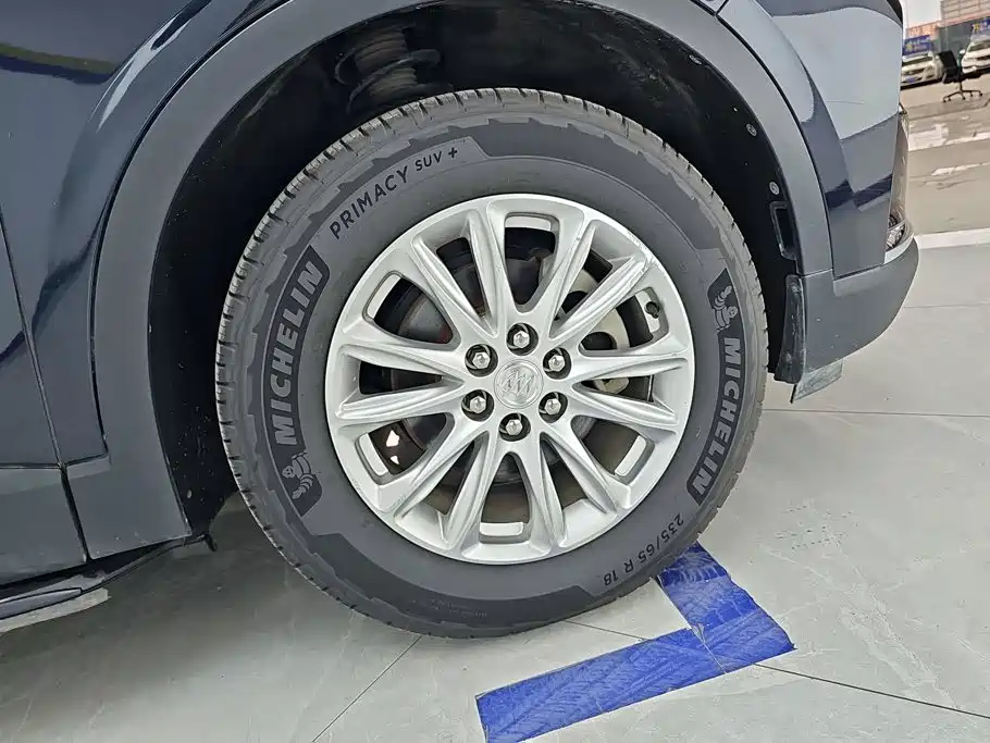 Buick Enclave — миниатюра 6