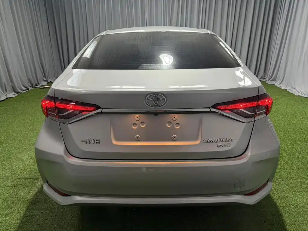 Toyota Corolla — миниатюра 4