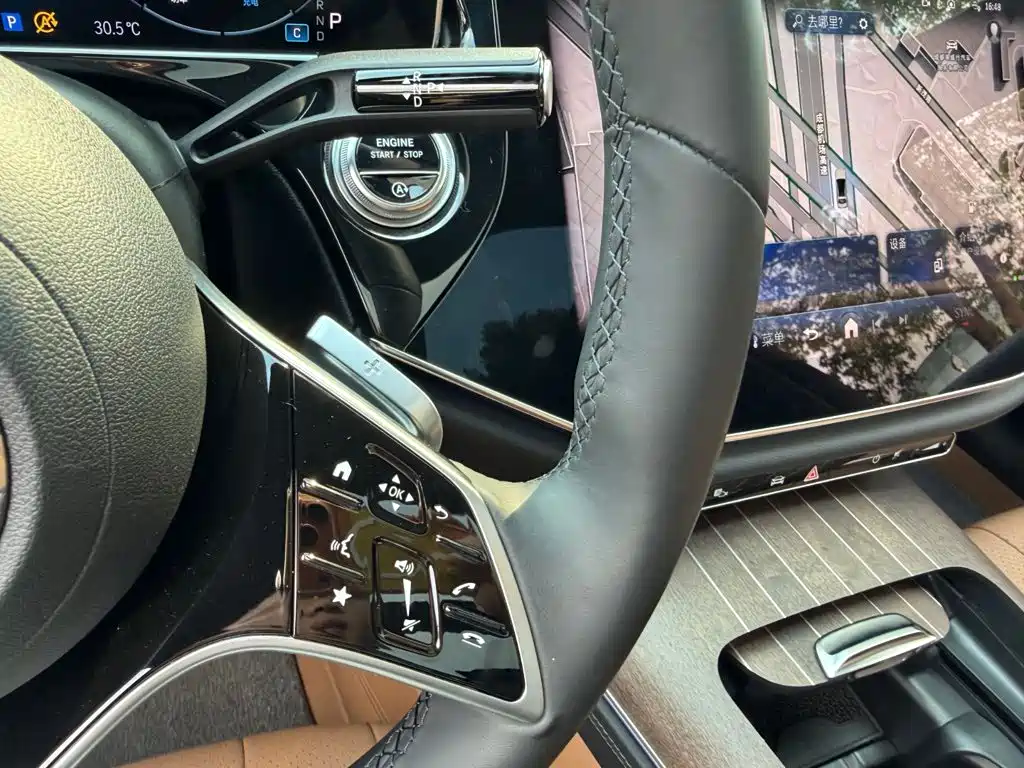 Mercedes-Benz E-Class — миниатюра 10