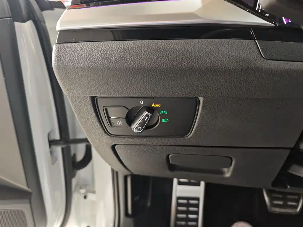 Volkswagen FAW - Passat CC CC 2023 330TSI