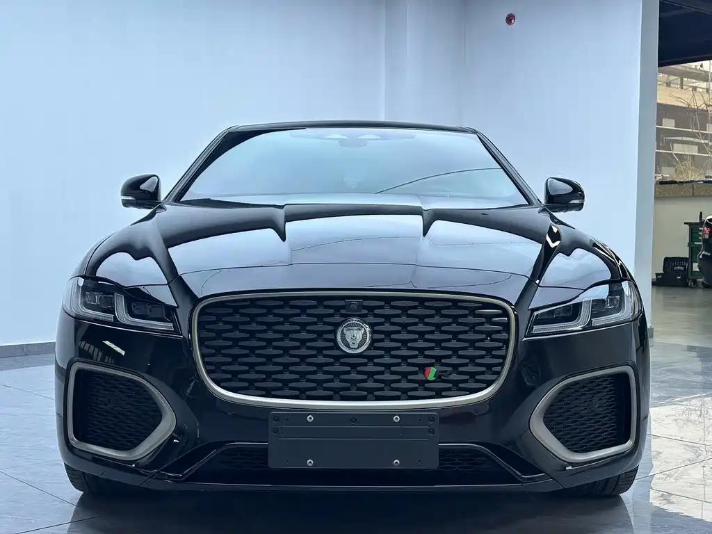 JAGUAR XFL