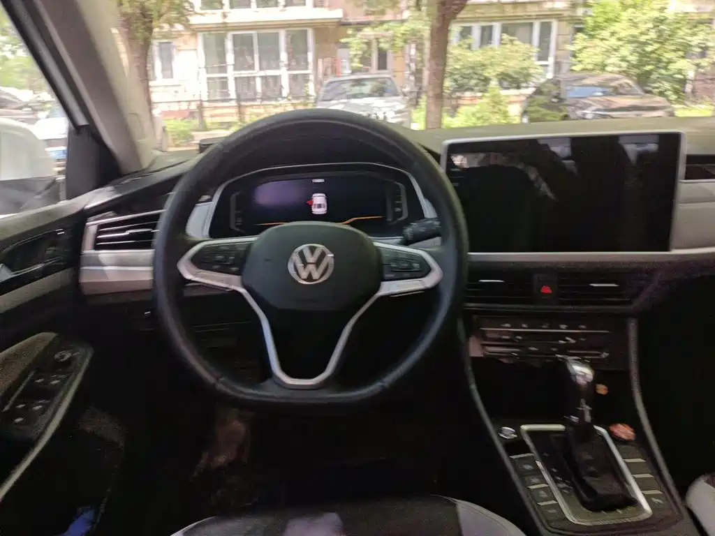 Volkswagen Bora 2023 280TSI DSG