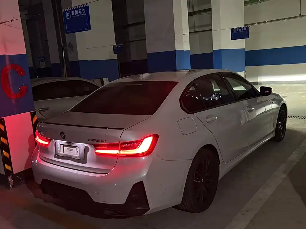 BMW 3 Series — миниатюра 3