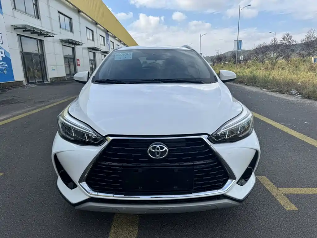 Toyota Yaris L — миниатюра 6