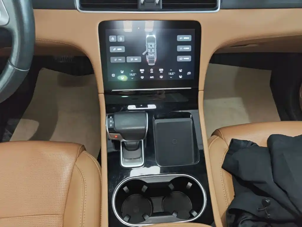 Li Auto Li ONE — миниатюра 14