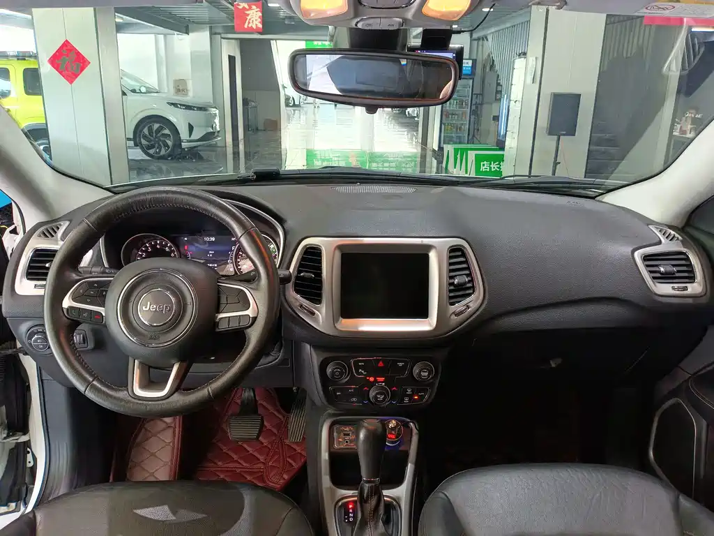 Jeep Compass — миниатюра 6