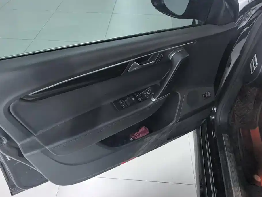 Volkswagen Magotan — миниатюра 7