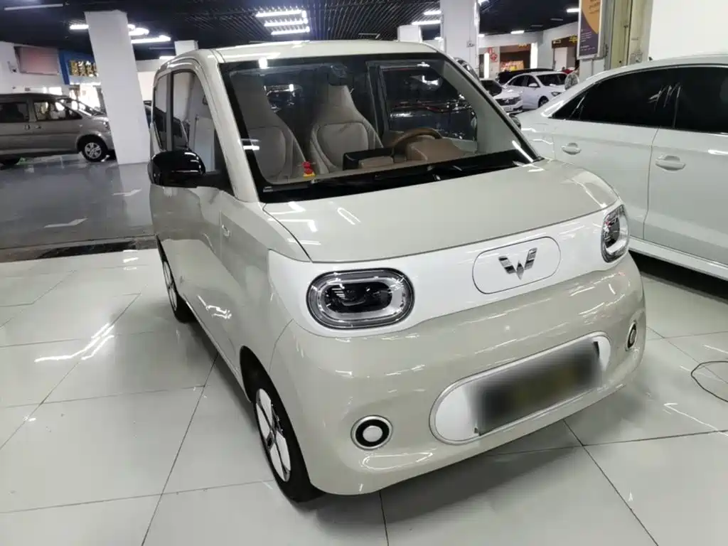 Wuling Hongguang Mini EV 2024 — фото 3