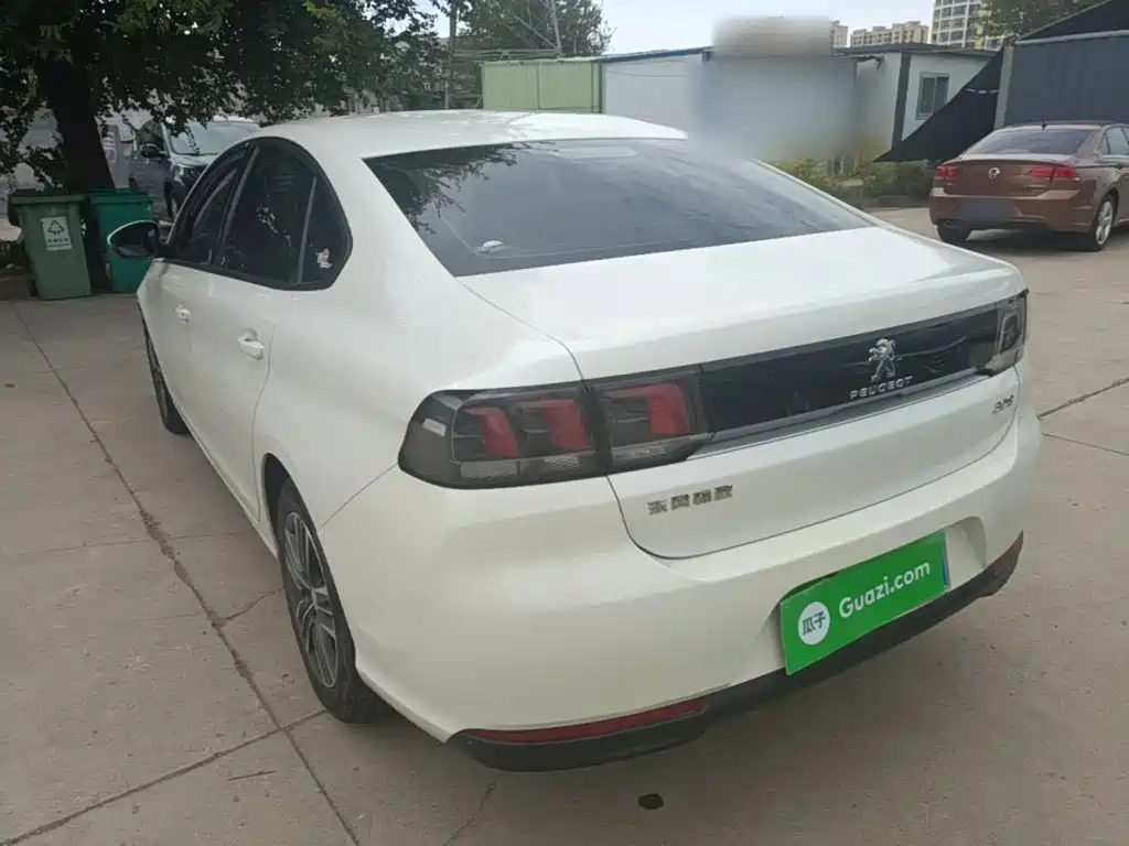Peugeot 308 — миниатюра 5
